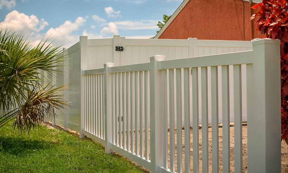 Vinyl Fencing